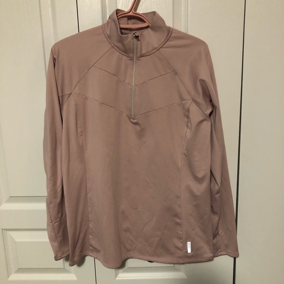 4/$40 REEBOK QUARTER ZIP ACTIVE WEAR TOP